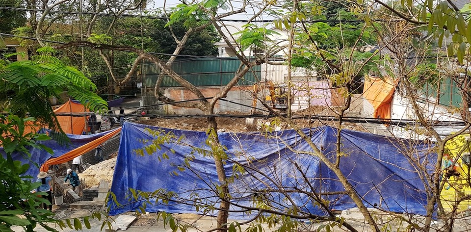 Đình chỉ công trình xây dựng trong Lục Bộ - khu vực I di sản thế giới - 5 Công trình 47 Nguyễn Biểu đang lúc xây dựng có diện tích 316m2