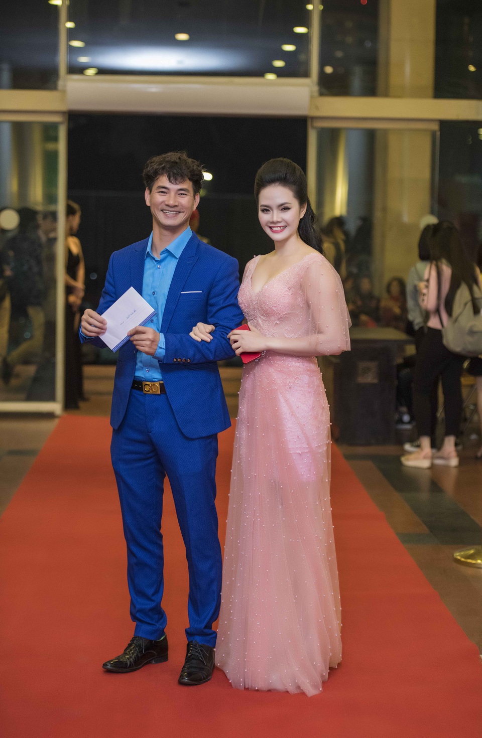 Lương Nguyệt Anh, Huyền My, Lã Thanh Huyền.. gợi cảm trên thảm đỏ - 2 Xuân Bắc - Lương Nguyệt Anh trên thảm đỏ.