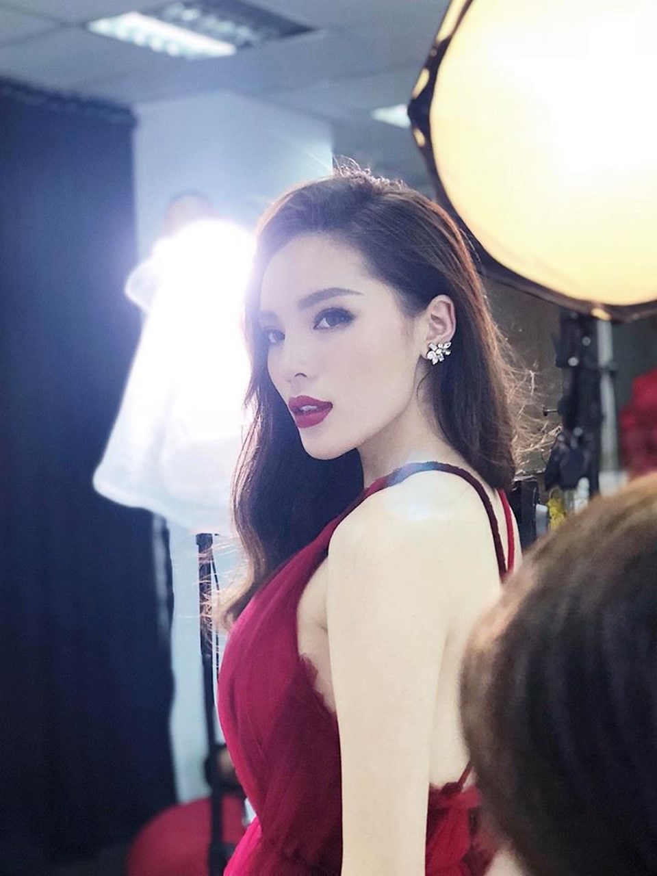 Chỉ vì câu nói này, Hoa hậu Kỳ Duyên vượt qua "bão" scandal đen tối - 4 Chỉ vì câu nói này, Hoa hậu Kỳ Duyên vượt qua "bão" scandal đen tối - 4