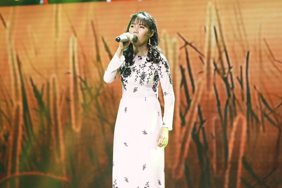 Đặc biệt, sự lột tả mạnh mẽ trong phong cách thể hiện của Quỳnh Trâm đã tạo được ấn tượng trong lòng người xem.