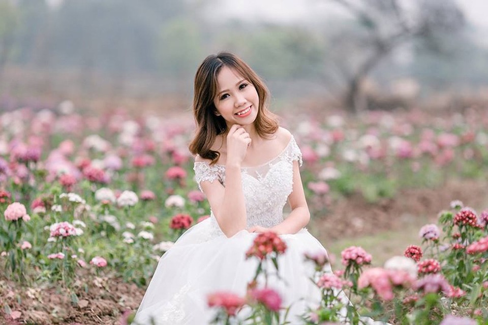 Top 12 thí sinh hoa khôi trường ĐH Thủy lợi lộng lẫy với váy cưới - 10 Phạm Thị Ngọc Hà