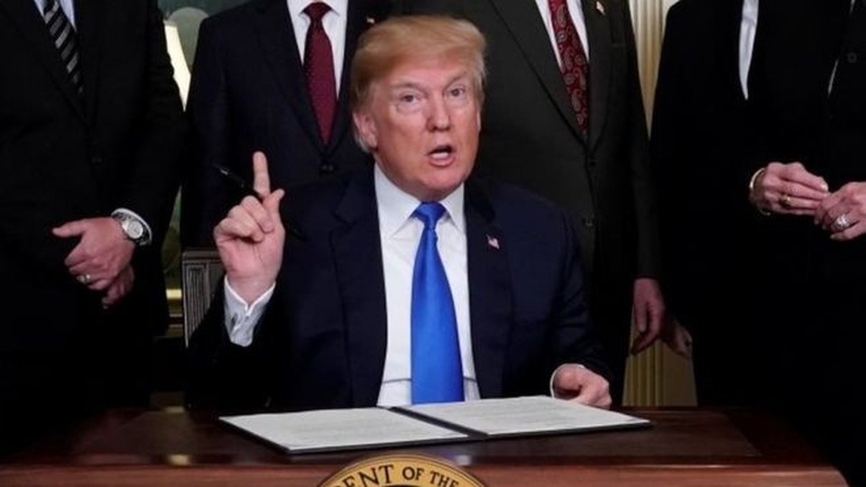 Mỹ áp thuế 60 tỷ USD đối với hàng hóa Trung Quốc - 1 Tổng thống Mỹ Donald Trump (Ảnh: Reuters)