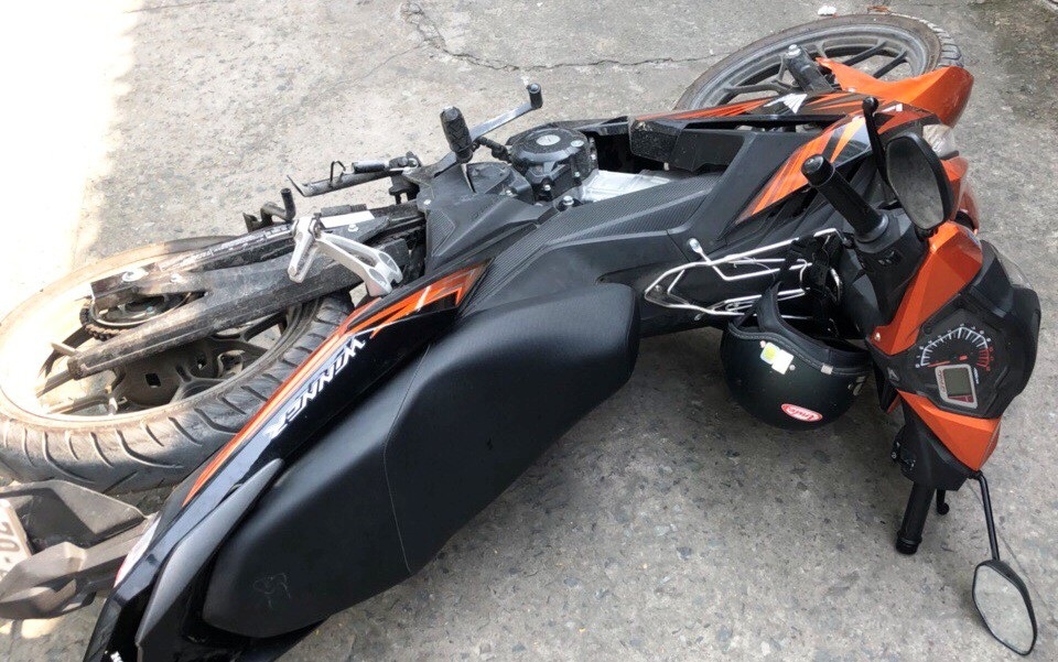 Màn dàn cảnh "tinh vi" của 2 tên trộm nhưng không thoát công an - 2 Chiếc xe máy của nạn nhân bị 2 tên trộm dàn cảnh chiếm đoạt.