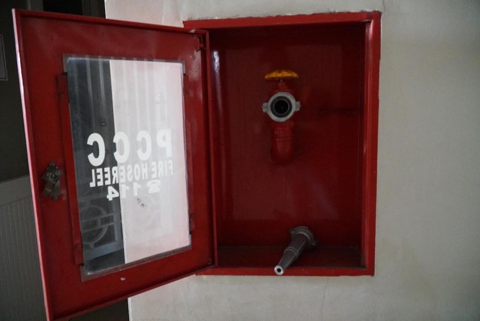 Ám ảnh những “dấu vết” bên trong chung cư cháy khiến 13 người chết - 16 Ám ảnh những “dấu vết” bên trong chung cư cháy khiến 13 người chết - 16