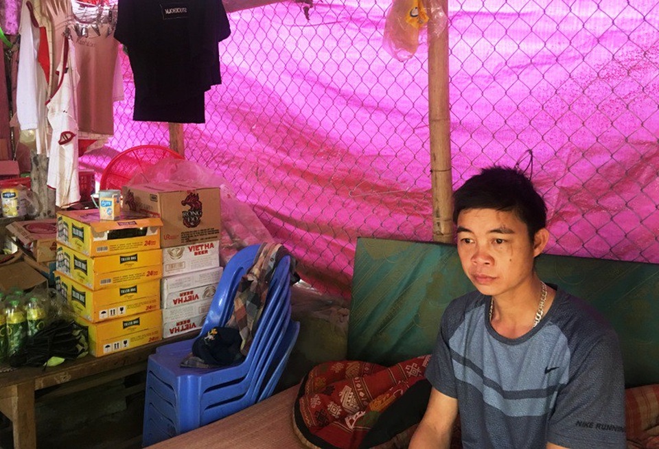 Hơn 50 hộ dân sống “lay lắt” bên công trình thủy điện nghìn tỷ - 7 Hơn 50 hộ dân sống “lay lắt” bên công trình thủy điện nghìn tỷ - 7