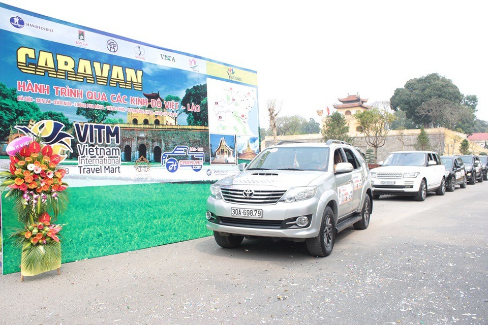 Du khách tự lái xe khám phá hành trình qua các kinh đô Việt Lào - 1 Đoàn xe caravan với lộ trình 7 ngày 6 đêm kết nối hai điểm du lịch Việt - Lào