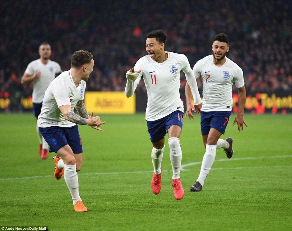 Hà Lan 0-1 Anh: "Ngôi sao" của MU đặt dấu ấn - 2
Lingard ghi bàn thắng duy nhất giúp tuyển Anh giành chiến thắng