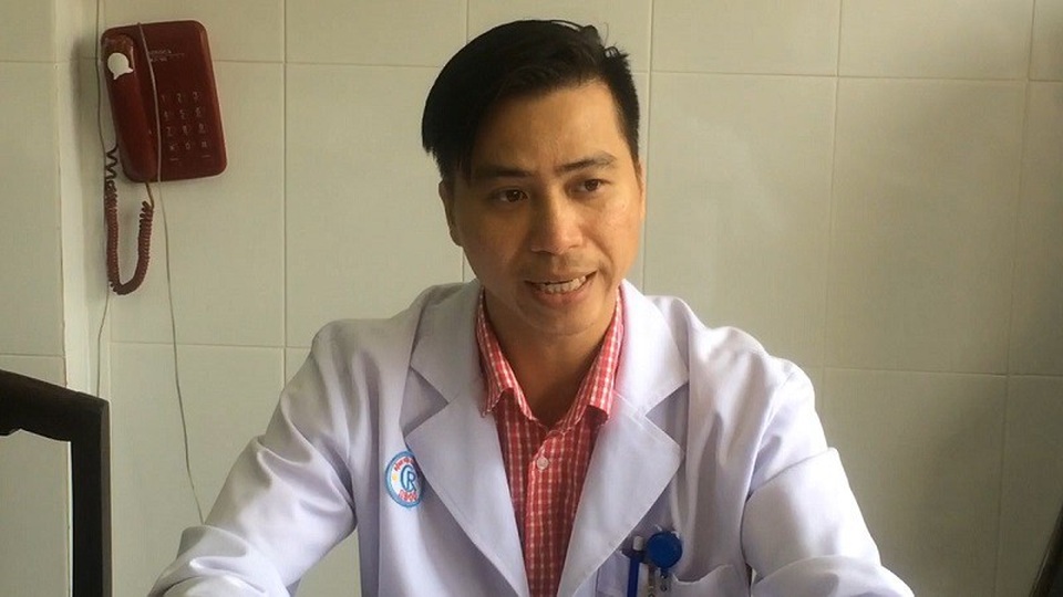 Ám ảnh những “dấu vết” bên trong chung cư cháy khiến 13 người chết - 18 BS Phước Tiến cung cấp thông tin chuyên môn về các bệnh nhân đang điều trị tại Chợ Rẫy