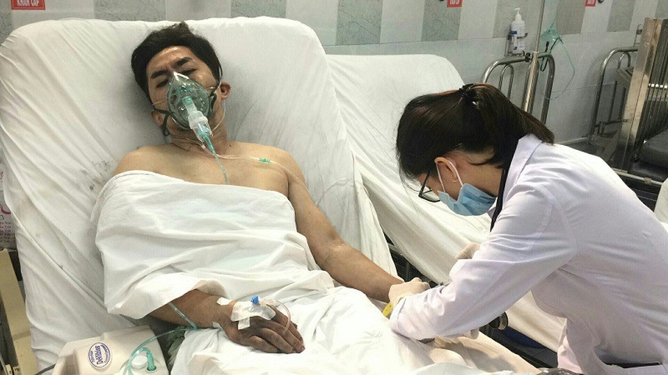 Ám ảnh những “dấu vết” bên trong chung cư cháy khiến 13 người chết - 19 Nỗ lực của các bệnh viện đang hạn chế được thương vong do hỏa hoạn gây ra