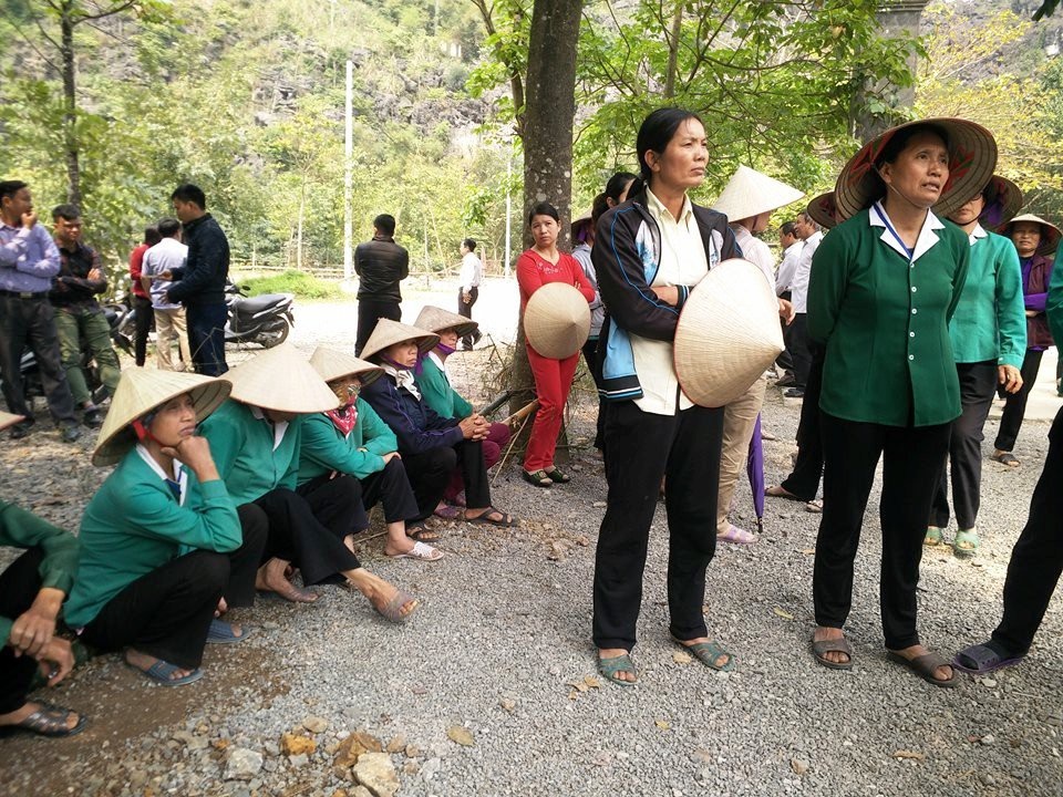 Ninh Bình ngăn du khách vào khu Tràng An cổ - 3 Ninh Bình ngăn du khách vào khu Tràng An cổ - 3