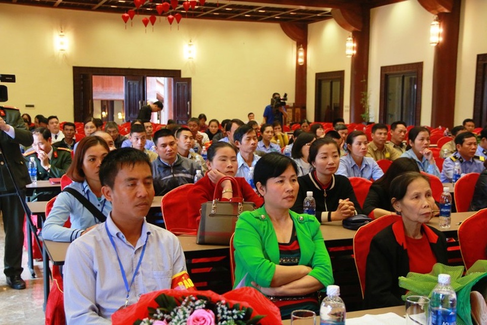 Tuyên dương 23 người “nhặt được của rơi trả người đánh mất” - 4 Tuyên dương 23 người “nhặt được của rơi trả người đánh mất” - 4