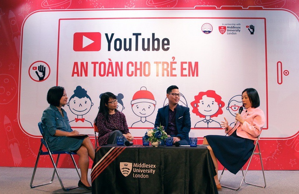 Chuyên gia tâm lý: Trẻ sử dụng Youtube sớm do bố mẹ không có thời gian cho con - 1 Các chuyên gia tham gia thảo luận về chủ đề “Youtube an toàn cho trẻ”