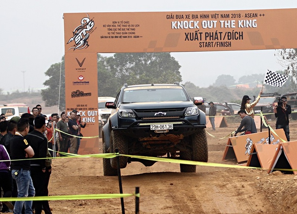 Knock Out the King - Cuộc đua của những trái tim dũng cảm - 1 Knock Out the King - Cuộc đua của những trái tim dũng cảm - 1