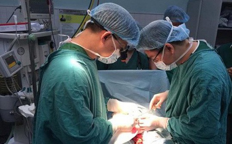 Nam thanh niên bị bạn đá gãy "cậu nhỏ" trên sân cỏ - 2 Vỡ vật hang là cấp cứu cần được phẫu thuật sớm (ảnh từ internet)