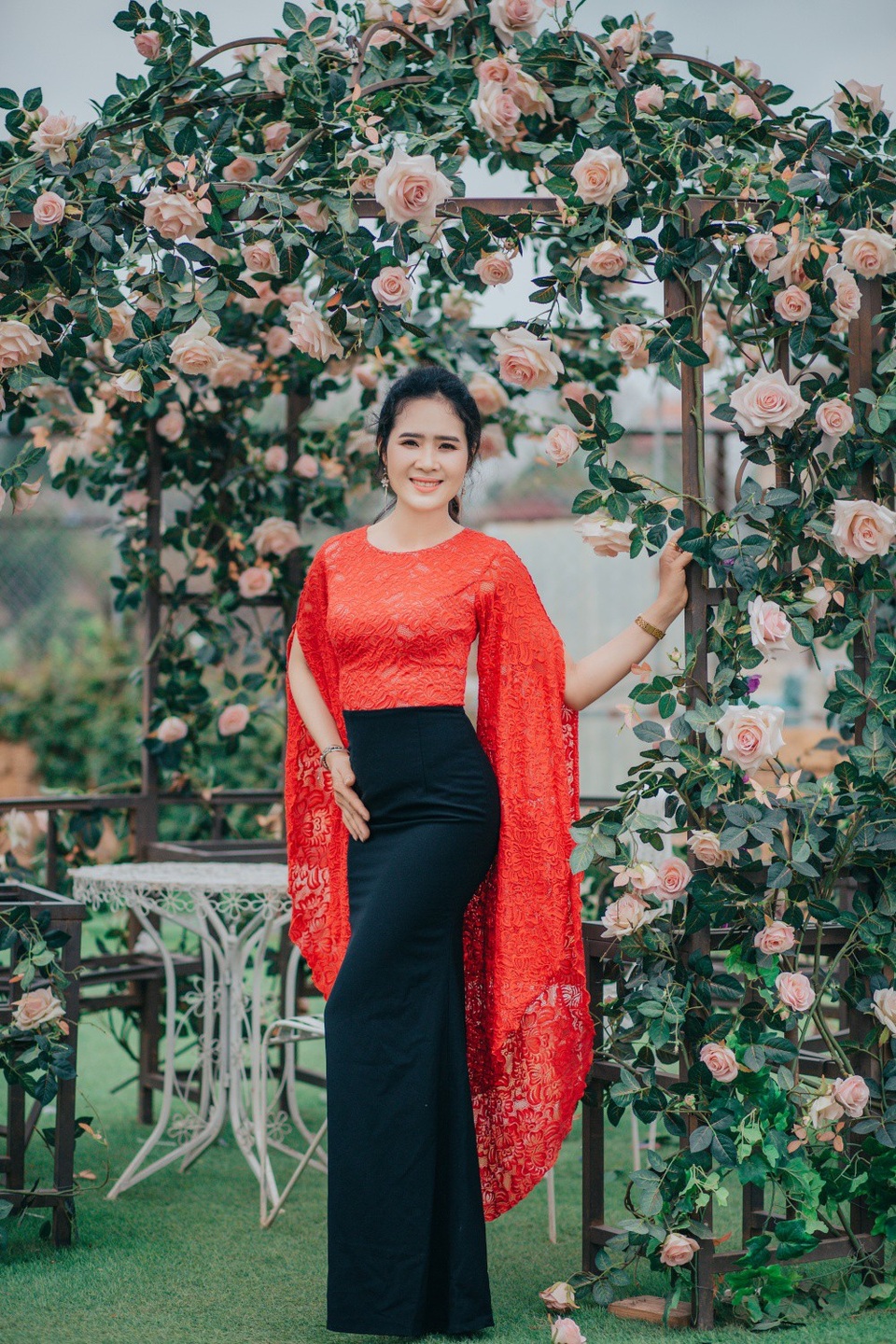 Nhan sắc xinh đẹp của Tân Nữ hoàng Hoa hồng 2018 Nguyễn Thị Phương - 7 Nhan sắc xinh đẹp của Tân Nữ hoàng Hoa hồng 2018 Nguyễn Thị Phương - 7