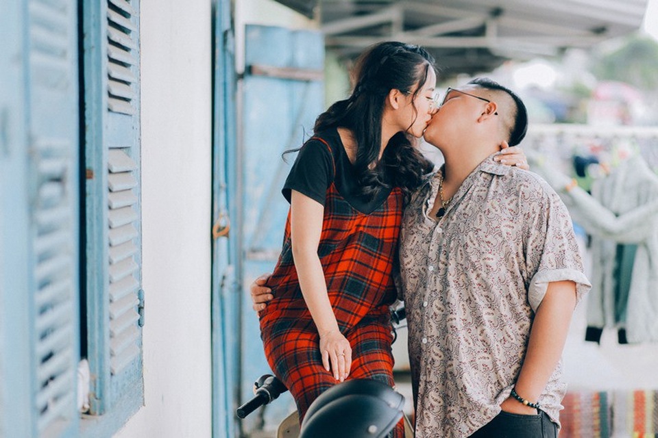 Cặp đôi "chị ơi, anh yêu em" chênh nhau gần 50kg thể trọng - 10 Cặp đôi "chị ơi, anh yêu em" chênh nhau gần 50kg thể trọng - 10