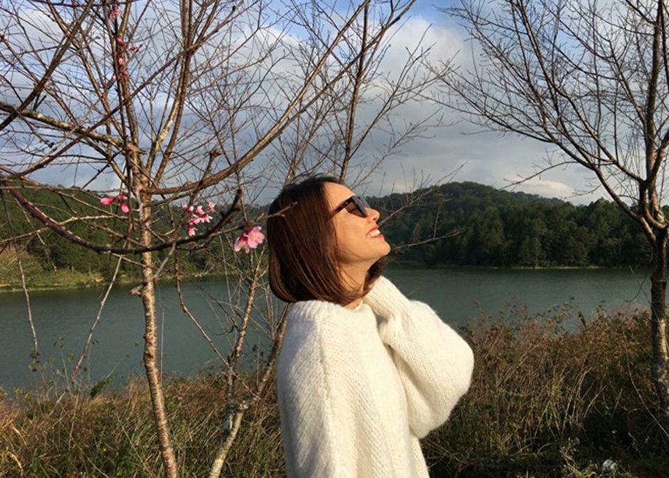 Nhã Phương đã vượt qua những scandal của Trường Giang như thế nào? - 5 Nhã Phương an nhiên sau màn cầu hôn chấn động