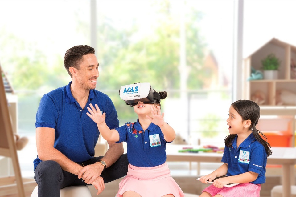 Gặp gỡ Jan Latta - nữ tác giả dành hơn nửa cuộc đời gắn bó với động vật hoang dã - 3 Gặp gỡ Jan Latta - nữ tác giả dành hơn nửa cuộc đời gắn bó với động vật hoang dã - 3