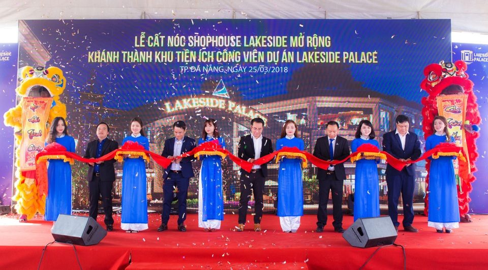Đất xanh Miền Trung đẩy nhanh tiến độ dự án Lakeside Palace - 1
Lễ khánh thành khu tiện ích công viên dự án Lakeside Palace đã diễn ra thành công.