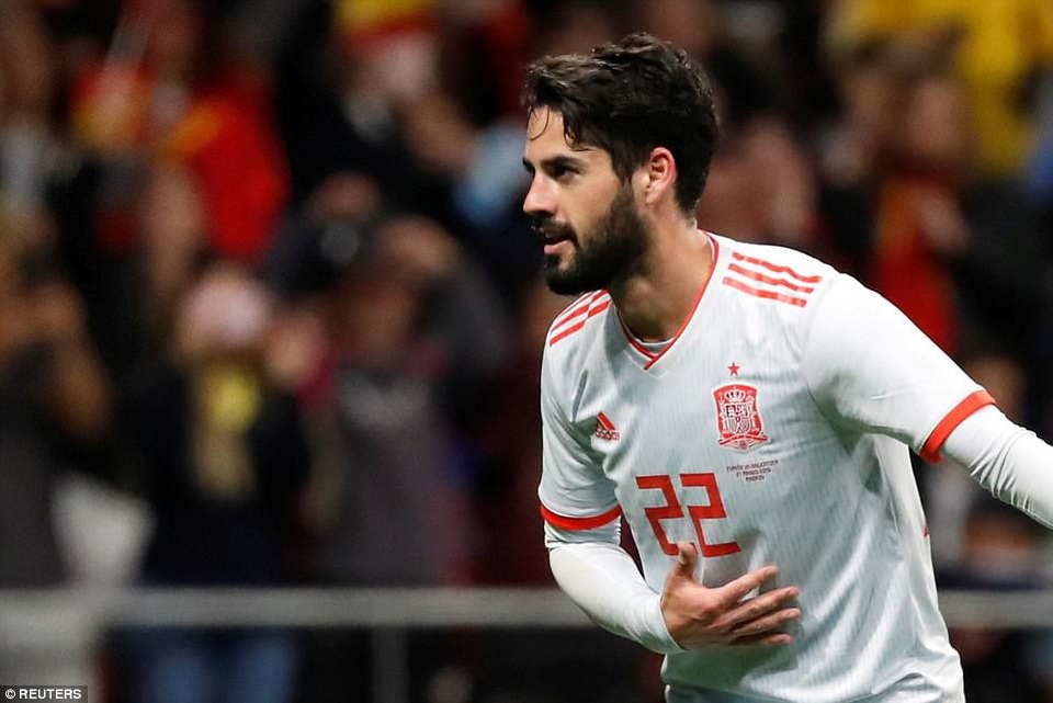 Tây Ban Nha hạ Argentina với tỷ số tennis trong ngày Messi vắng mặt - 12
Isco đang là cầu thủ không thể thay thế của đội tuyển Tây Ban Nha