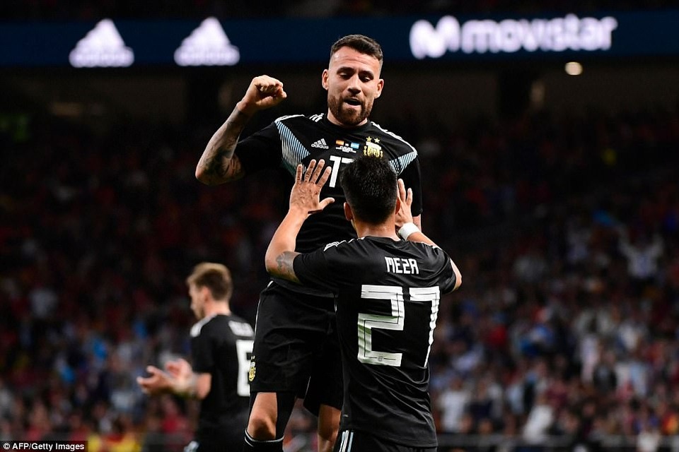 Tây Ban Nha hạ Argentina với tỷ số tennis trong ngày Messi vắng mặt - 8
Argentina chỉ có được 1 bàn thắng danh dự...