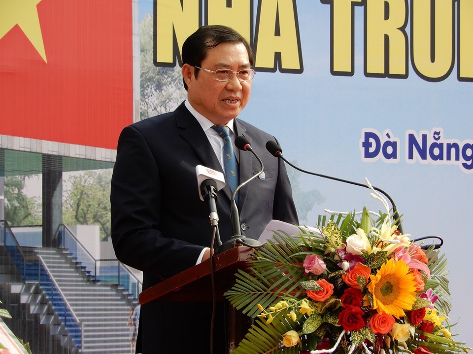 Nhà trưng bày Hoàng Sa chính thức mở cửa đón du khách tham quan - 2 Chủ tịch UBND TP Đà Nẵng Huỳnh Đức Thơ phát biểu tại lễ khánh thành Nhà trưng bày Hoàng Sa