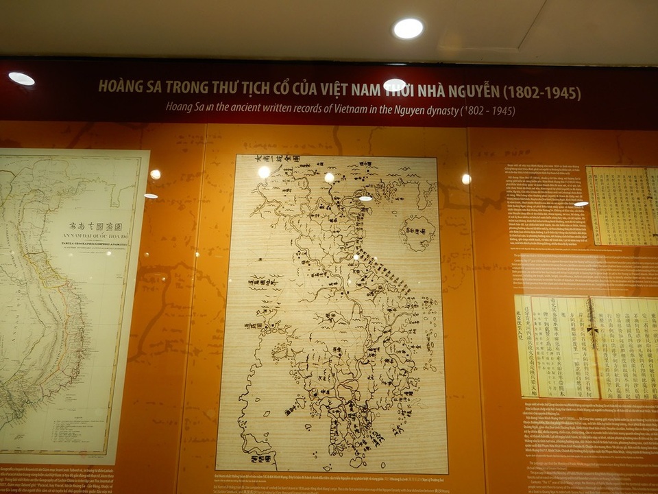 Nhà trưng bày Hoàng Sa chính thức mở cửa đón du khách tham quan - 10 Hoàng Sa trong thư tịch cổ của Việt Nam thời nhà Nguyễn