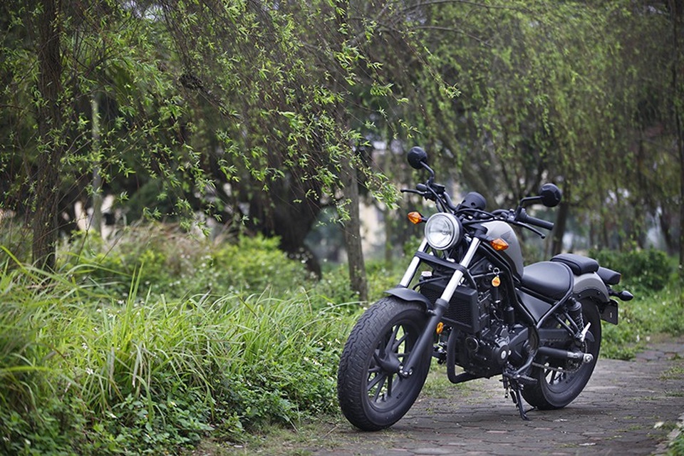Tại sao lại là Rebel? Và tại sao là 300cc? - 2 Tại sao lại là Rebel? Và tại sao là 300cc? - 2