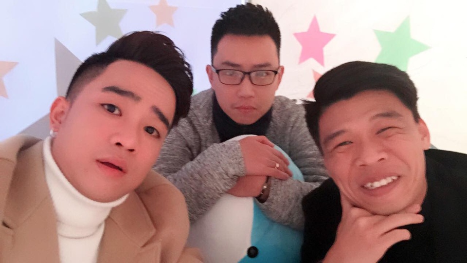 3 “Táo học việc” trải lòng về chuỗi ngày mông lung trước khi được đóng Táo Quân - 2 Bộ 3 Đỗ Duy Nam, Minh Tít, Trung Ruồi ngoài đời cũng là những người bạn thân thiết. (Ảnh: Đỗ Duy Nam).