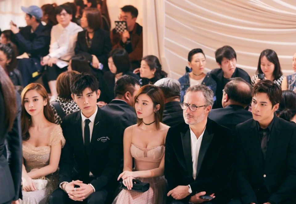 "Gái một con" Angelababy xinh đẹp như nữ thần - 12 "Gái một con" Angelababy xinh đẹp như nữ thần - 12