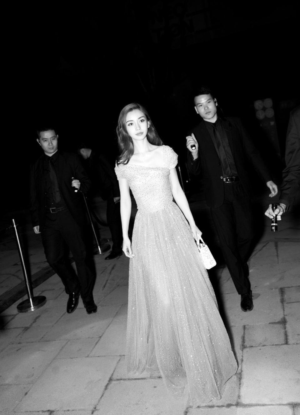 "Gái một con" Angelababy xinh đẹp như nữ thần - 5 
Vợ của Huỳnh Hiểu Minh mang trong mình một phần máu Đức nên sở hữu vẻ đẹp lai cuốn hút.