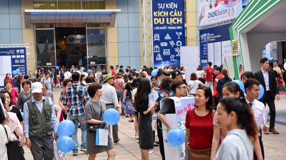 Hội chợ du lịch được xem là cơ hội để người dân tìm mua những tour giá rẻ, khuyến mại đặc biệt