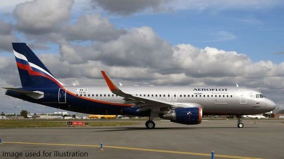 Anh lên tiếng sau cáo buộc lục soát máy bay Nga không lý do - 1 Máy bay của hãng Aeroflot (Ảnh: Sky News)