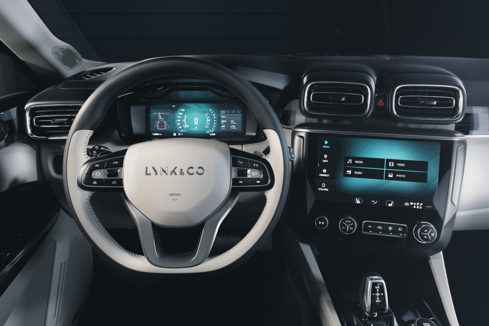 Lynk&Co 02 - Xe Trung Quốc công nghệ châu Âu - 7 Lynk&Co 02 - Xe Trung Quốc công nghệ châu Âu - 7