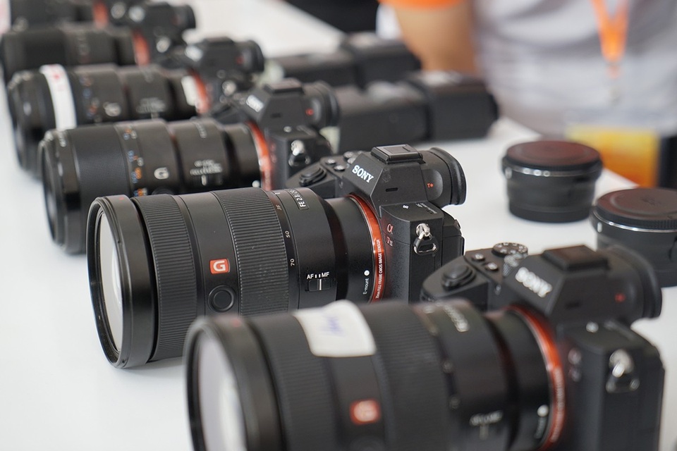 Máy ảnh Sony A7 III chính hãng được bán với giá 48,9 triệu đồng - 3 Sony A7 III