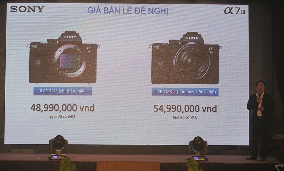 Máy ảnh Sony A7 III chính hãng được bán với giá 48,9 triệu đồng - 1 Sony ra mắt A7 III tại Việt Nam