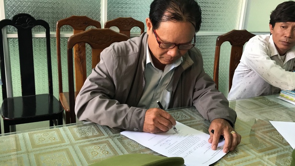 Bắt cán bộ phường cấu kết “cò” làm giả giấy tờ nhà đất - 1 Trịnh Duy Văn - cán bộ phường Hòa Khánh Nam