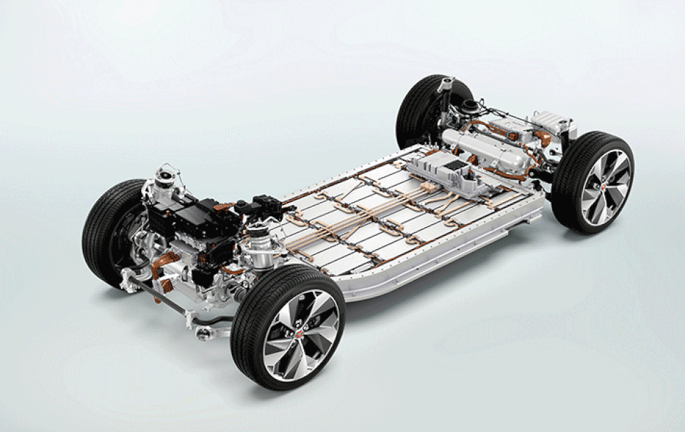 SUV chạy điện đầu tiên của Jaguar đáng giá bao nhiêu? - 1