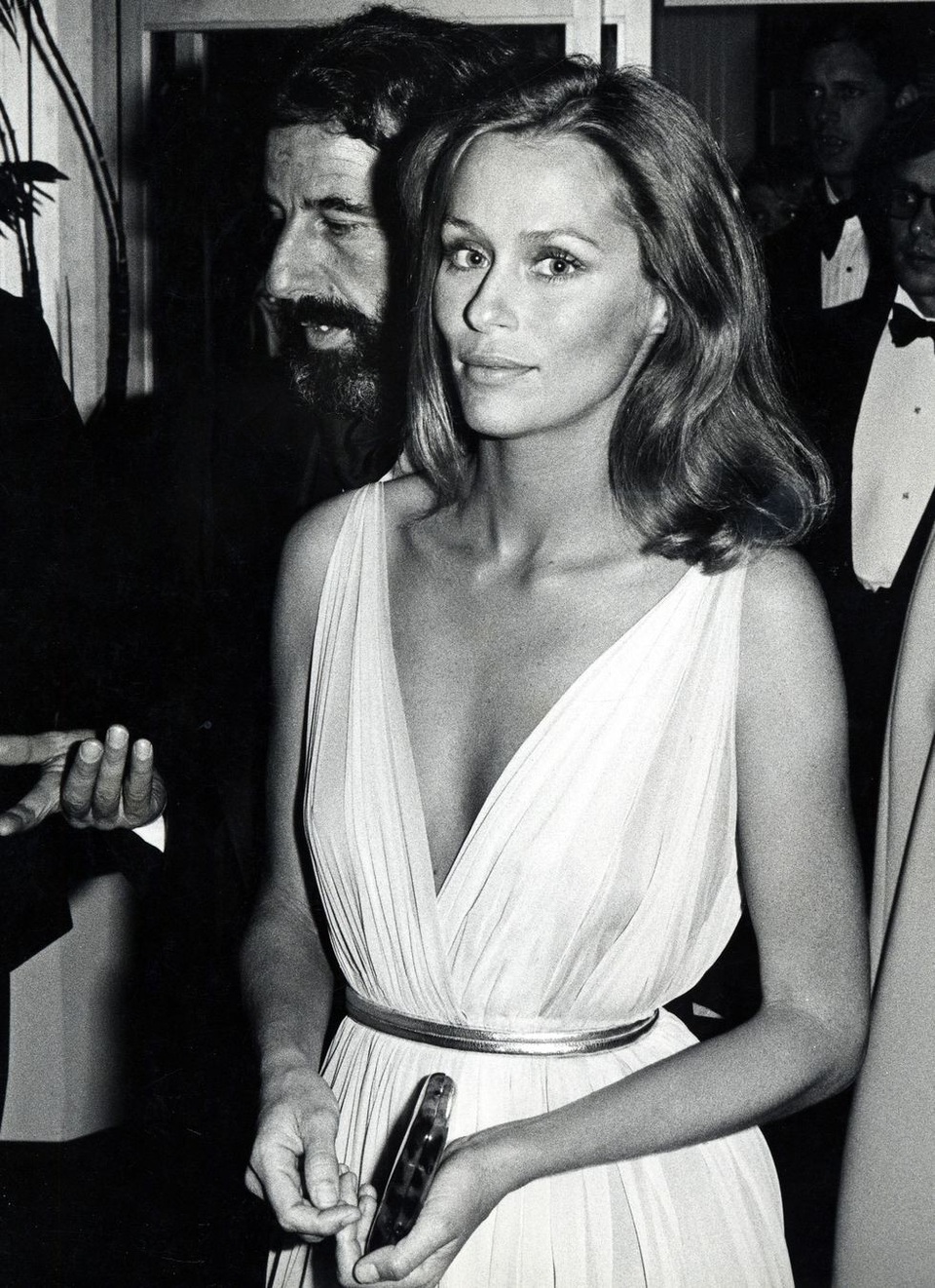Những bộ váy đẹp nhất trong lịch sử Oscar - 24
Lauren Hutton trong bộ váy của Christian Dior tại lễ trao giải Oscar năm 1975