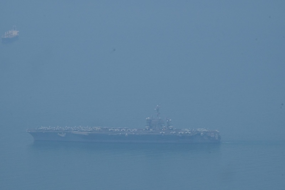Tàu sân bay Mỹ đã vào vịnh Đà Nẵng - 1 Tàu sân bay Mỹ đã vào vịnh Đà Nẵng - 1