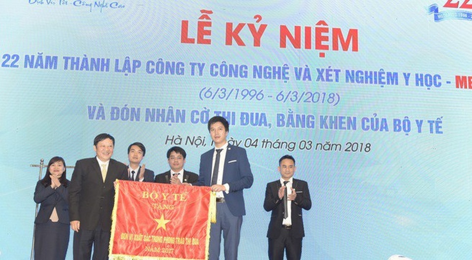 Bộ Y tế tặng Cờ thi đua và bằng khen cho bệnh viện Medlatec - 1 Bộ Y tế tặng Cờ thi đua và bằng khen cho bệnh viện Medlatec - 1