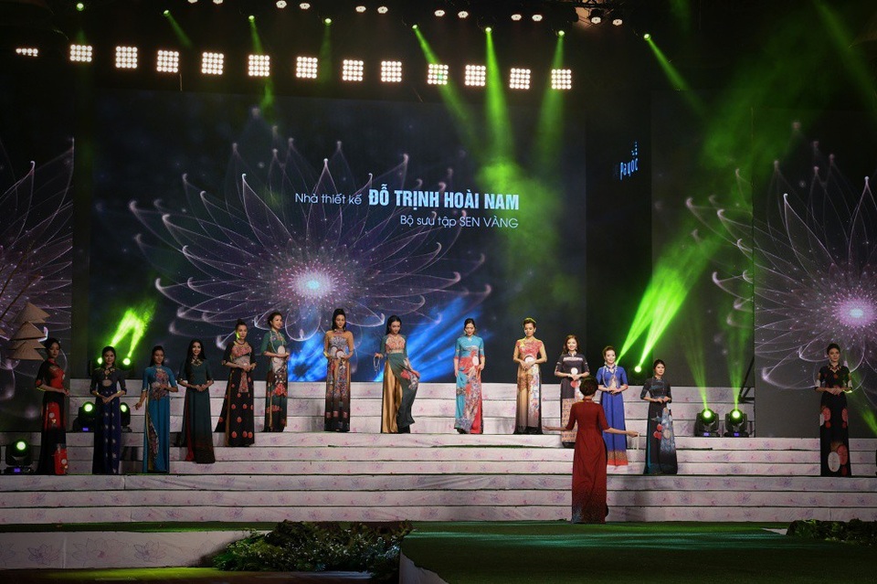NTK Đỗ Trịnh Hoài Nam được bình chọn là nhà thiết kế áo dài của năm - 4 NTK Đỗ Trịnh Hoài Nam được bình chọn là nhà thiết kế áo dài của năm - 4