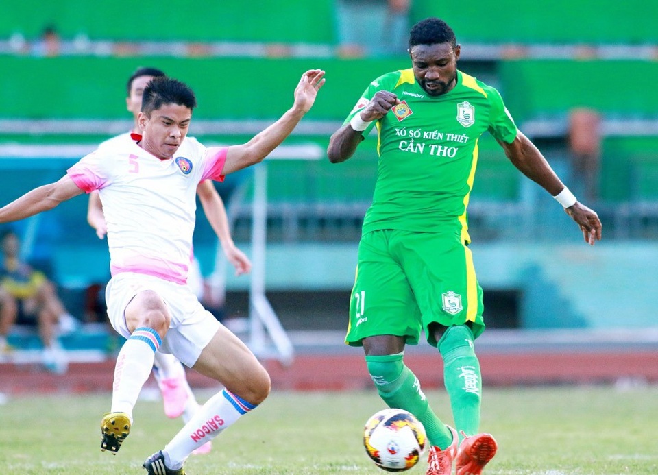 Nsi phải bồi thường hợp đồng cho CLB Cần Thơ nếu muốn ra đi - 1 Nsi phải đền bù hợp đồng, nếu muốn rời CLB bóng đá Cần Thơ