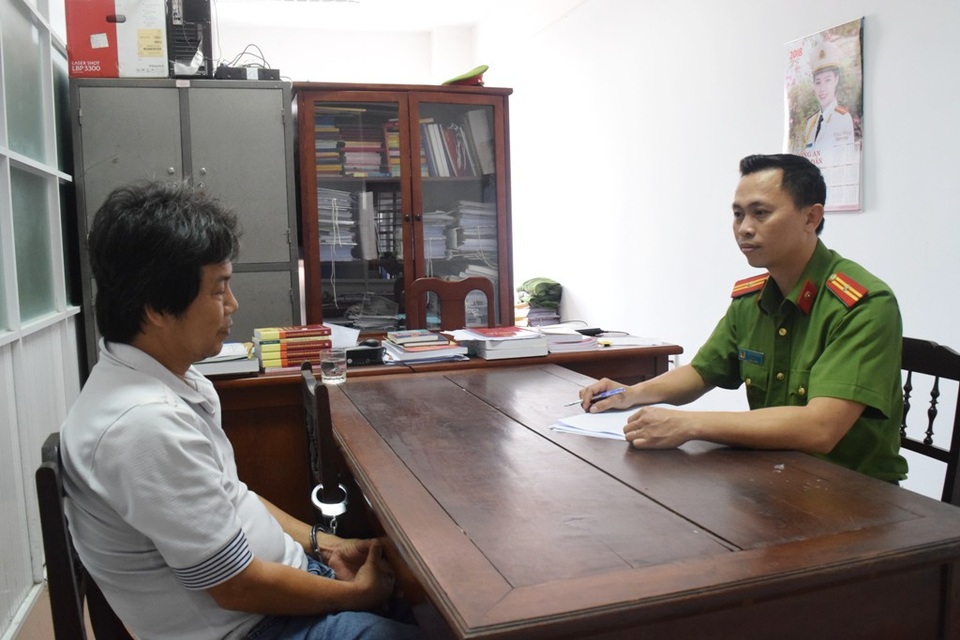 Lấy lời khai đối tượng Hồ Đắc Thanh