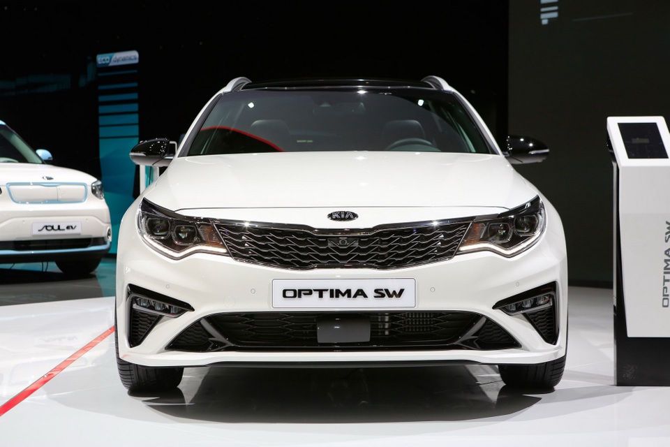 Kia Optima được trang bị động cơ hoàn toàn mới - 2 Kia Optima được trang bị động cơ hoàn toàn mới - 2