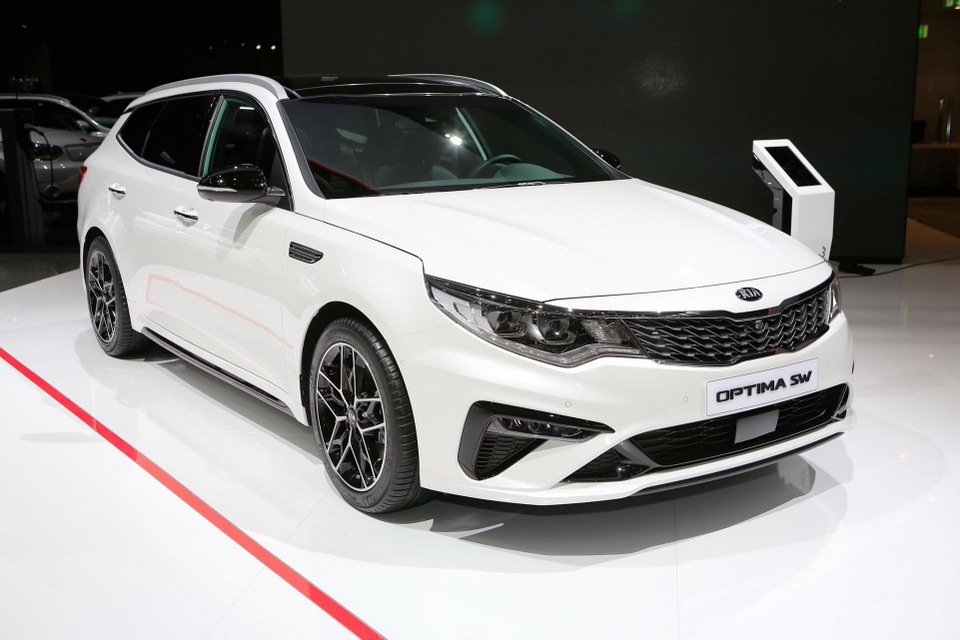Kia Optima được trang bị động cơ hoàn toàn mới - 1 Kia Optima được trang bị động cơ hoàn toàn mới - 1