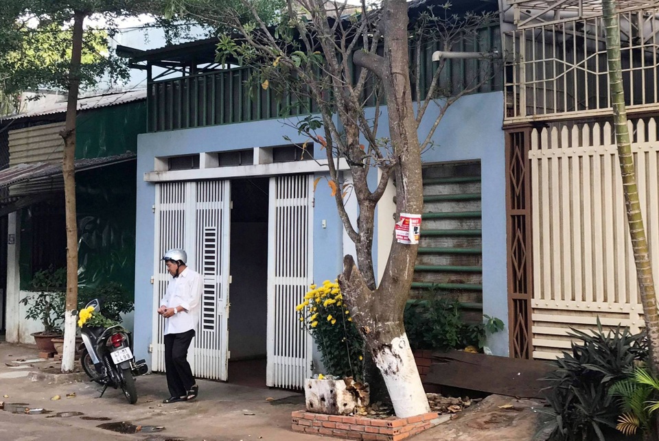Khởi tố 6 đối tượng đánh bạc tại nhà Phó Giám đốc Sở Y tế - 2 Căn nhà nơi diễn ra vụ đánh bạc