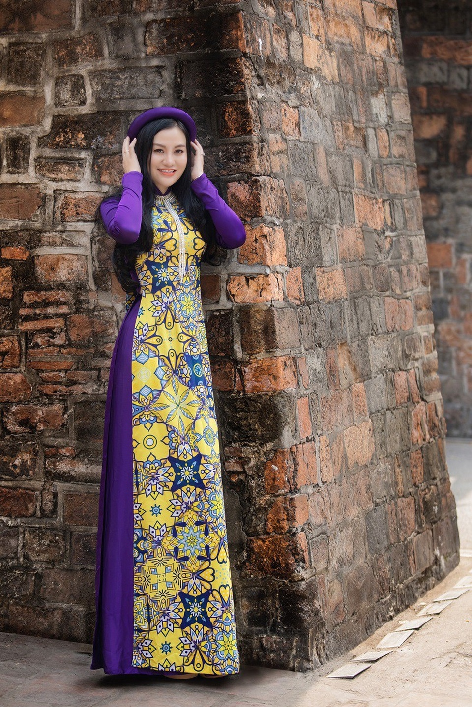 Hoa hậu Trần Huyền Nhung ngọt dịu dàng sắc tím trong lòng phố cổ Hà Nội - 10 Hoa hậu Trần Huyền Nhung ngọt dịu dàng sắc tím trong lòng phố cổ Hà Nội - 10