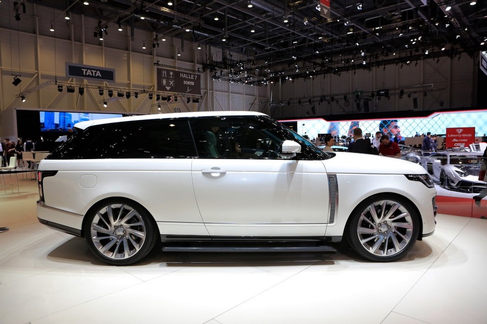 SUV 2 cửa Range Rover SV Coupe - Cuộc chơi táo bạo của Land Rover - 6 SUV 2 cửa Range Rover SV Coupe - Cuộc chơi táo bạo của Land Rover - 6