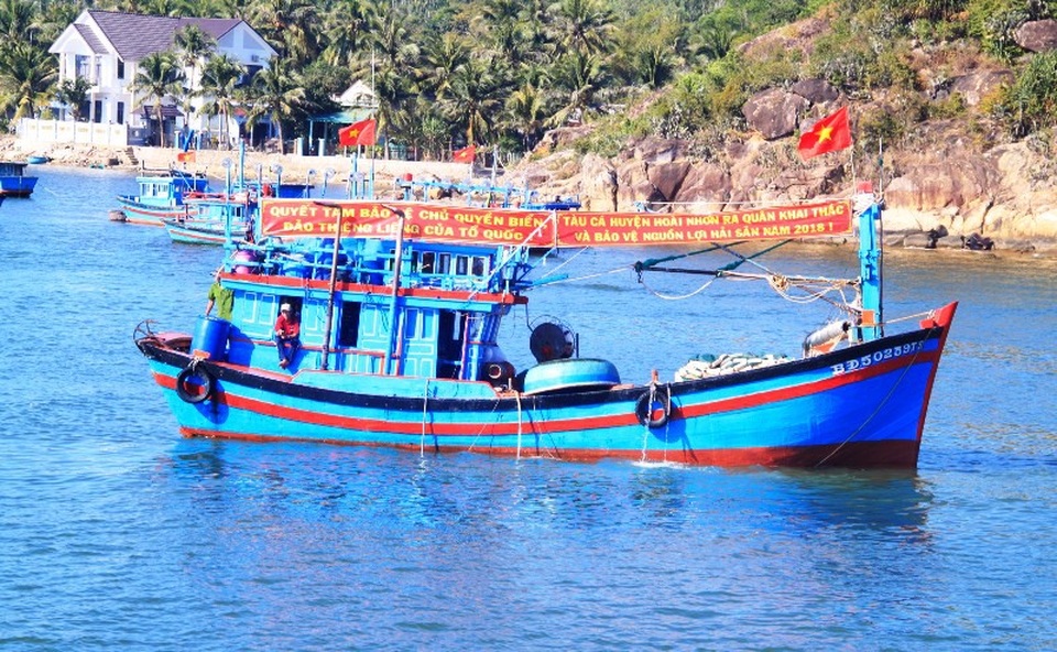 Ngư dân phải chọn tàu cá nào khai thác hiệu quả cao trong nhiều năm liền để dẫn đầu đoàn xuất quân.